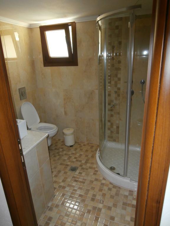 Villa Barouti Койнира Стая снимка
