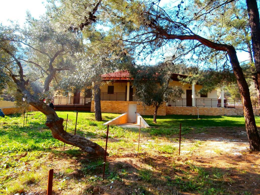 Villa Barouti Койнира Екстериор снимка